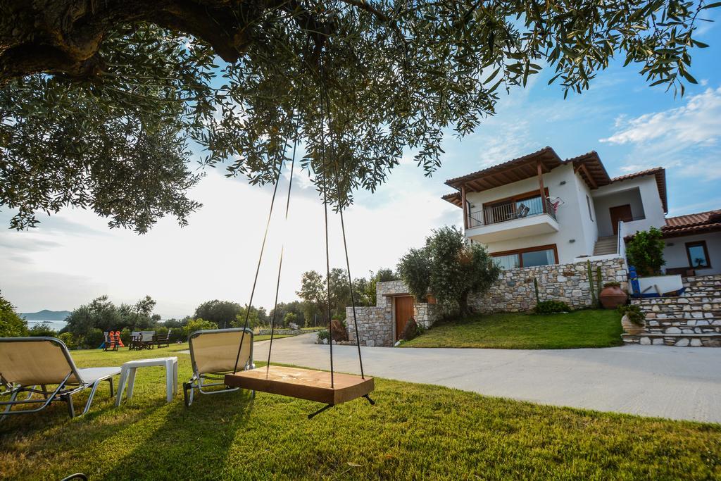 Villa Almira Luxury Apartments Урануполи Екстериор снимка