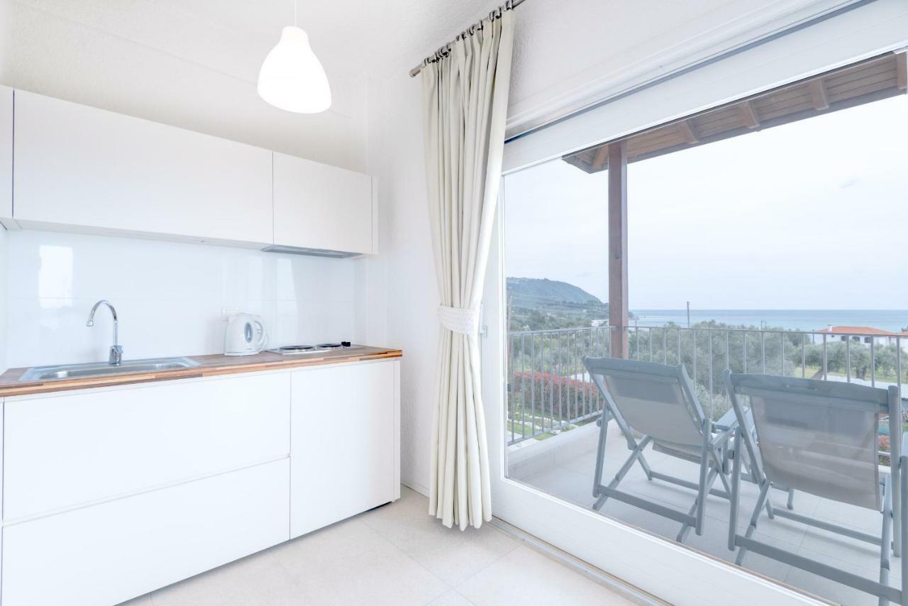 Villa Almira Luxury Apartments Урануполи Екстериор снимка