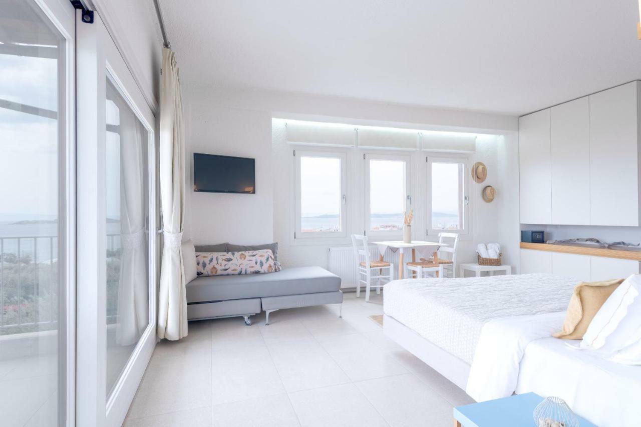 Villa Almira Luxury Apartments Урануполи Екстериор снимка